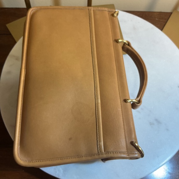 Coach VTG HTF BUTTERSCOTCH WILLIS CITY Bag - Picture 12 of 16